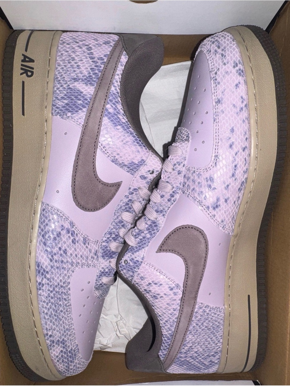 Nike Air Force 1 '07 LV8 "Purple Snakeskin"
